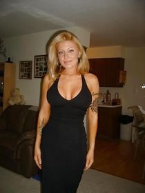 Emma Evins Gives a Footjob